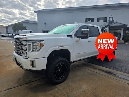 2021 GMC Sierra 2500HD Denali Truck Crew Cab