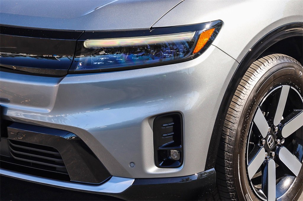 2025 Honda Prologue Touring photo 4