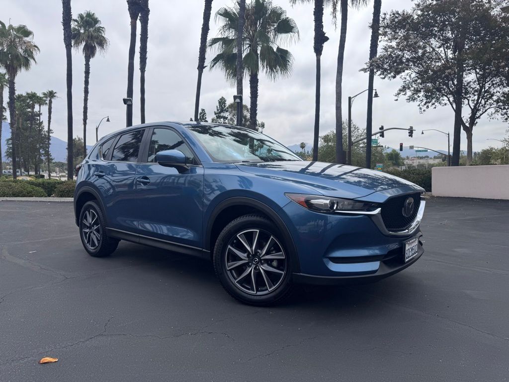 2018 Mazda CX-5 Touring auto's photo