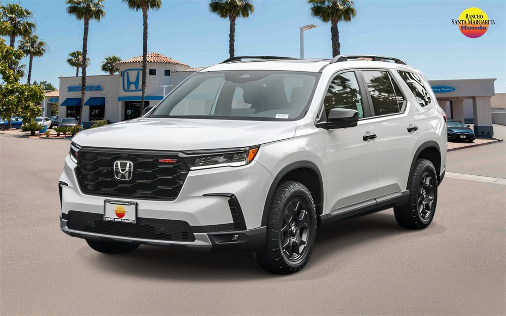 2025 Honda Pilot TrailSport photo 3