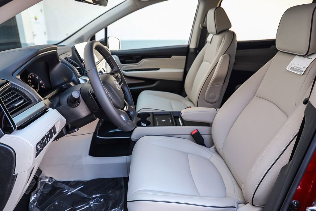 2026 Honda Odyssey Touring - Photo 19