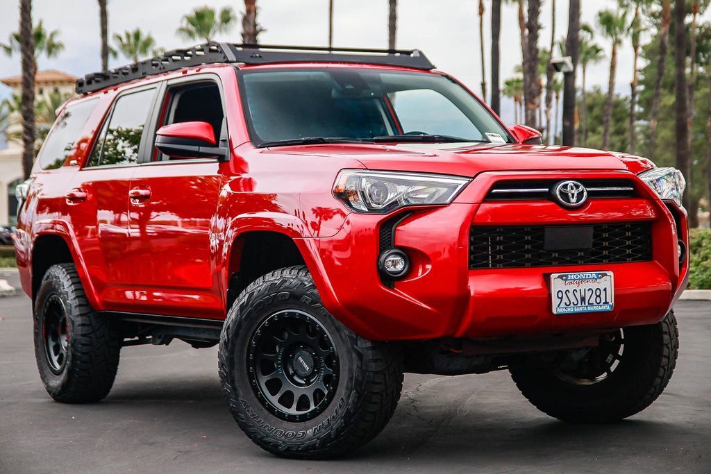 2024 Toyota 4Runner SR5 4WD V6's photo