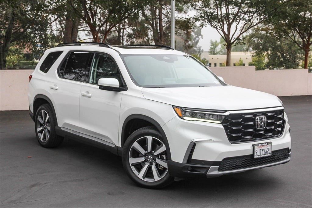 Certified 2024 Honda Pilot Touring SUV