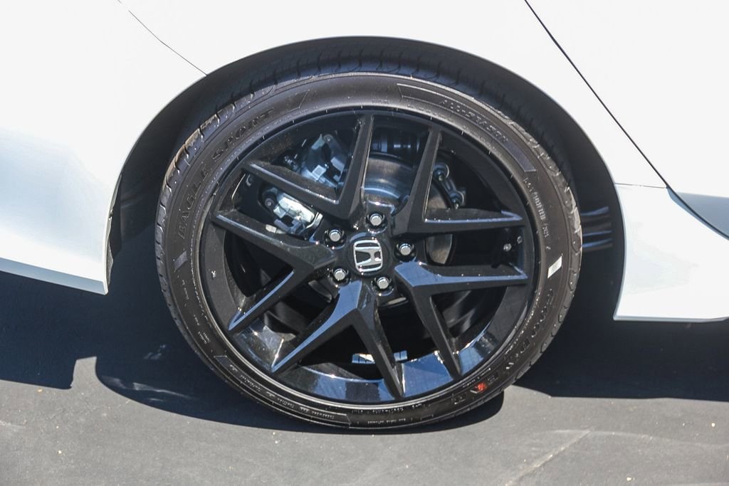 2026 Honda Civic Hatchback Sport - Photo 8
