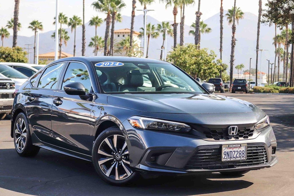 Used 2024 Honda Civic EX-L Hatchback