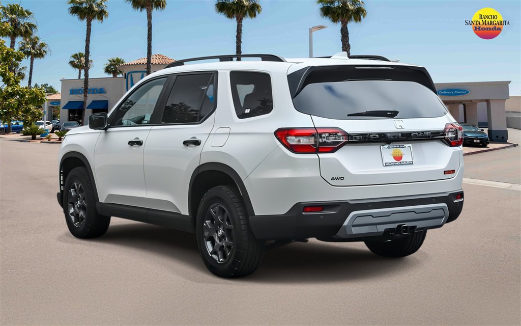 2025 Honda Pilot TrailSport photo 4