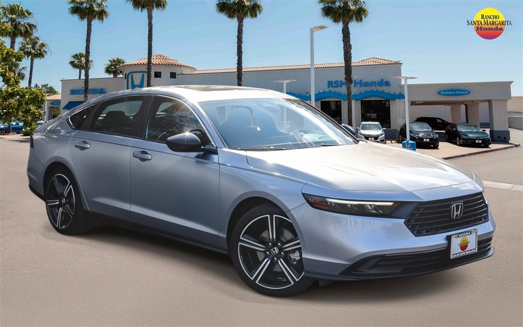 2025 Honda Accord Hybrid Sport's photo