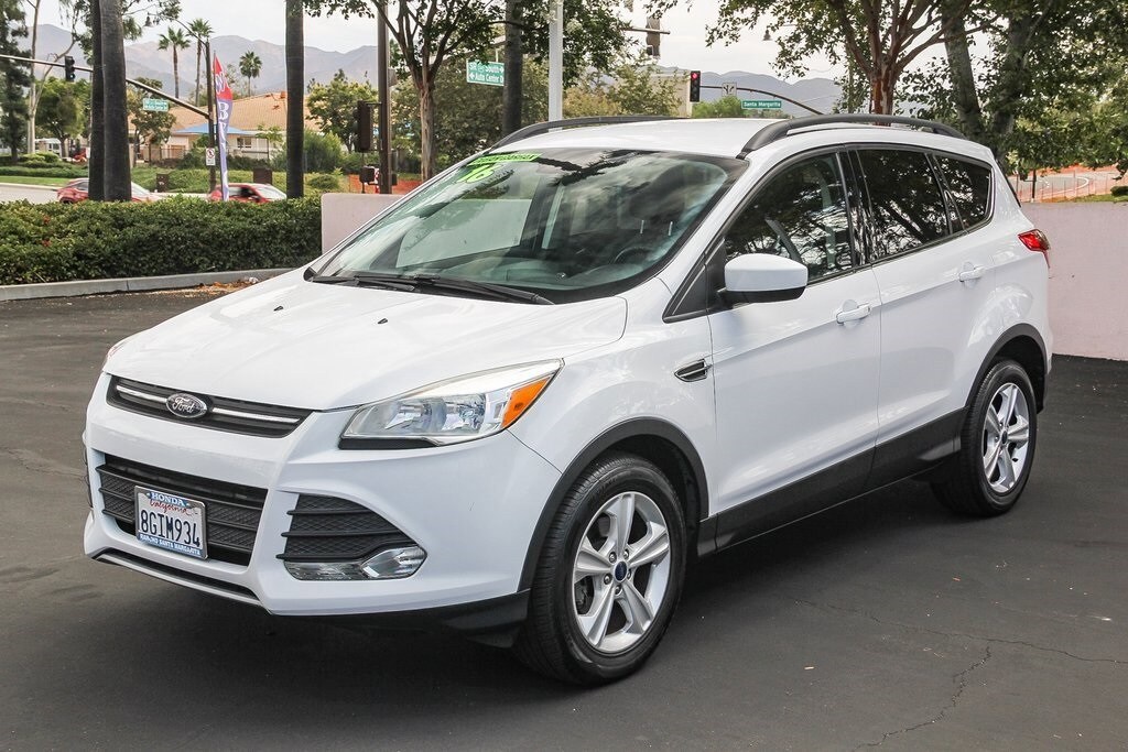 2016 Ford Escape SE photo 3
