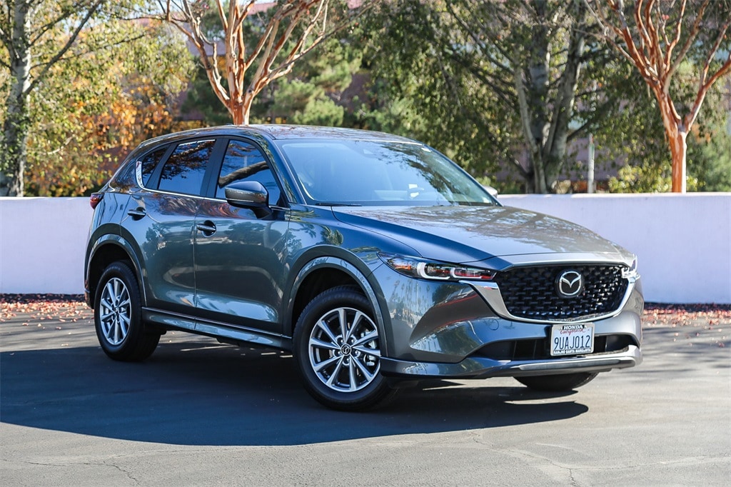 2025 Mazda CX-5 S Preferred package's photo