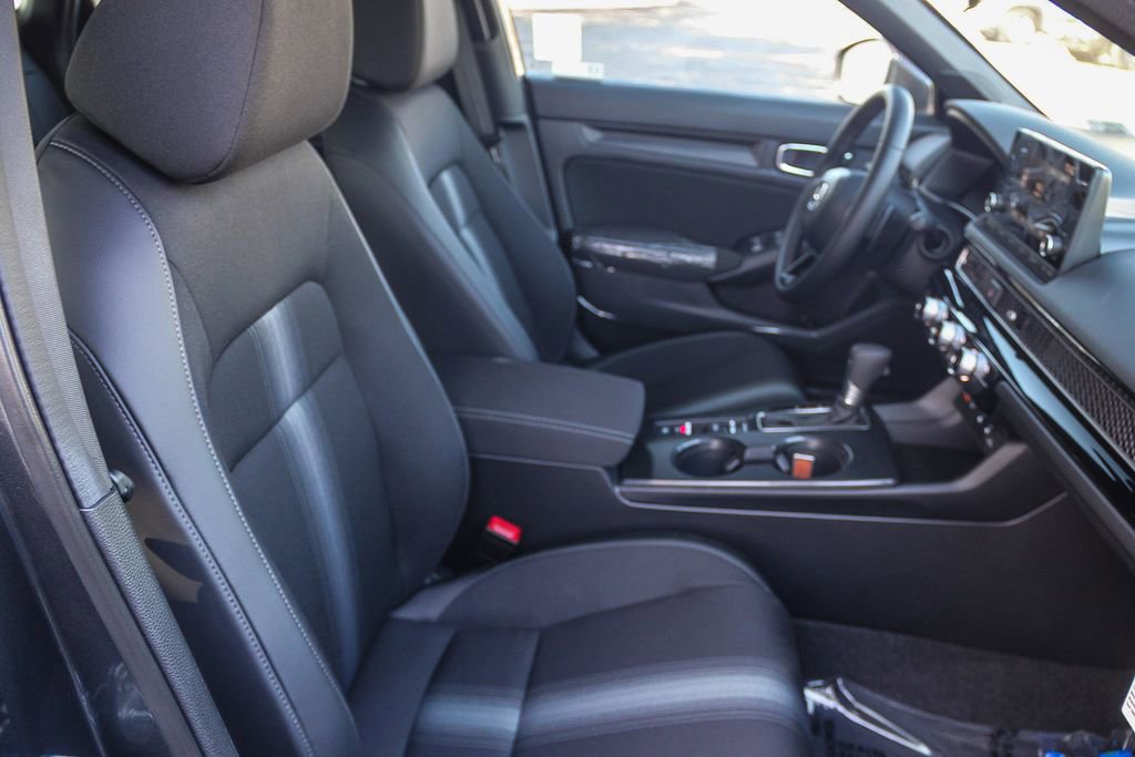 2026 Honda Civic Hatchback Sport - Photo 22