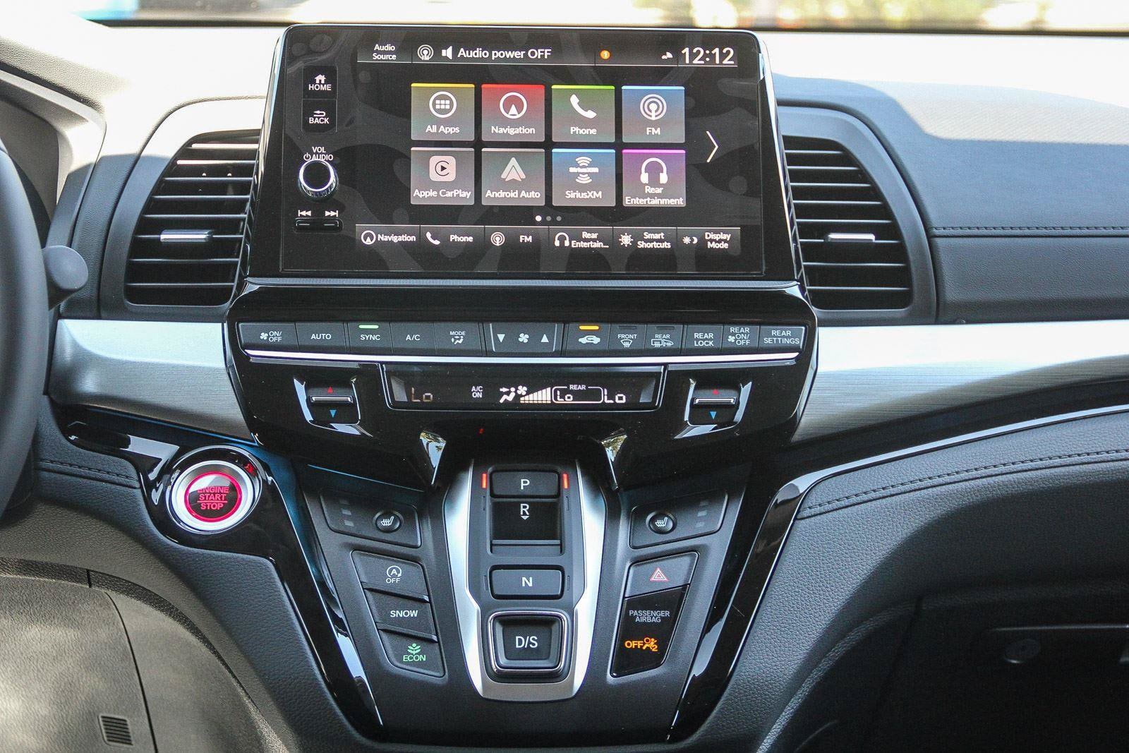 2026 Honda Odyssey Touring - Photo 14