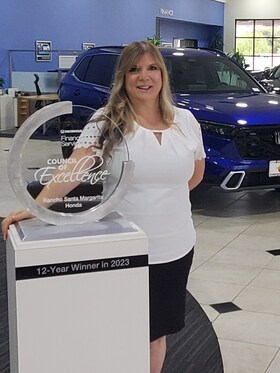 Staff member Christina Vinsick from ID_4da2403a9cd7