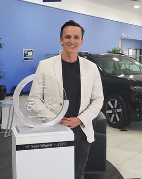 Staff member Tim Hannin from ID_4da2403a9cd7