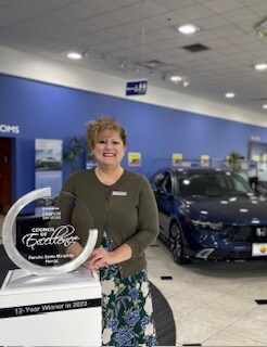 Staff member Gerri Markham from ID_28404f19b5ff