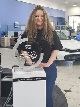 Staff member Amanda Headley from ID_4da2403a9cd7