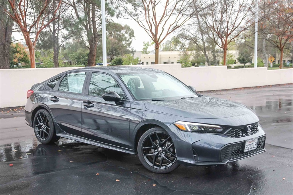 2025 Honda Civic Sport's photo