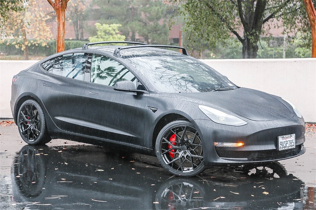 2023 Tesla Model 3 Performance's photo