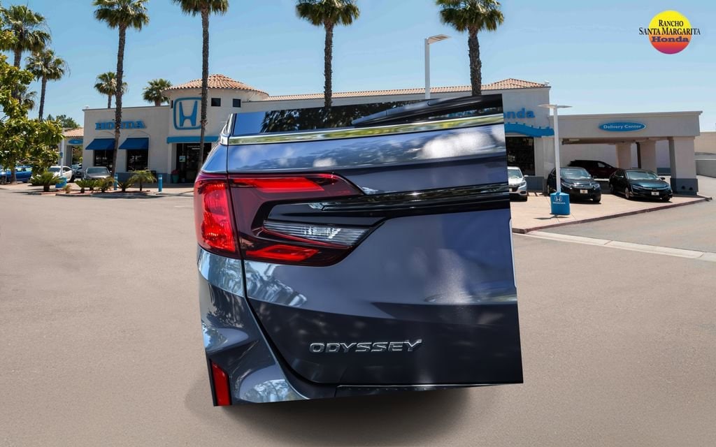 2026 Honda Odyssey Touring - Photo 6