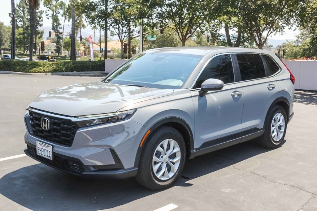 2023 Honda CR-V LX photo 3