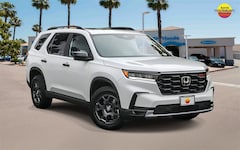 2025 Honda Pilot TrailSport SUV
