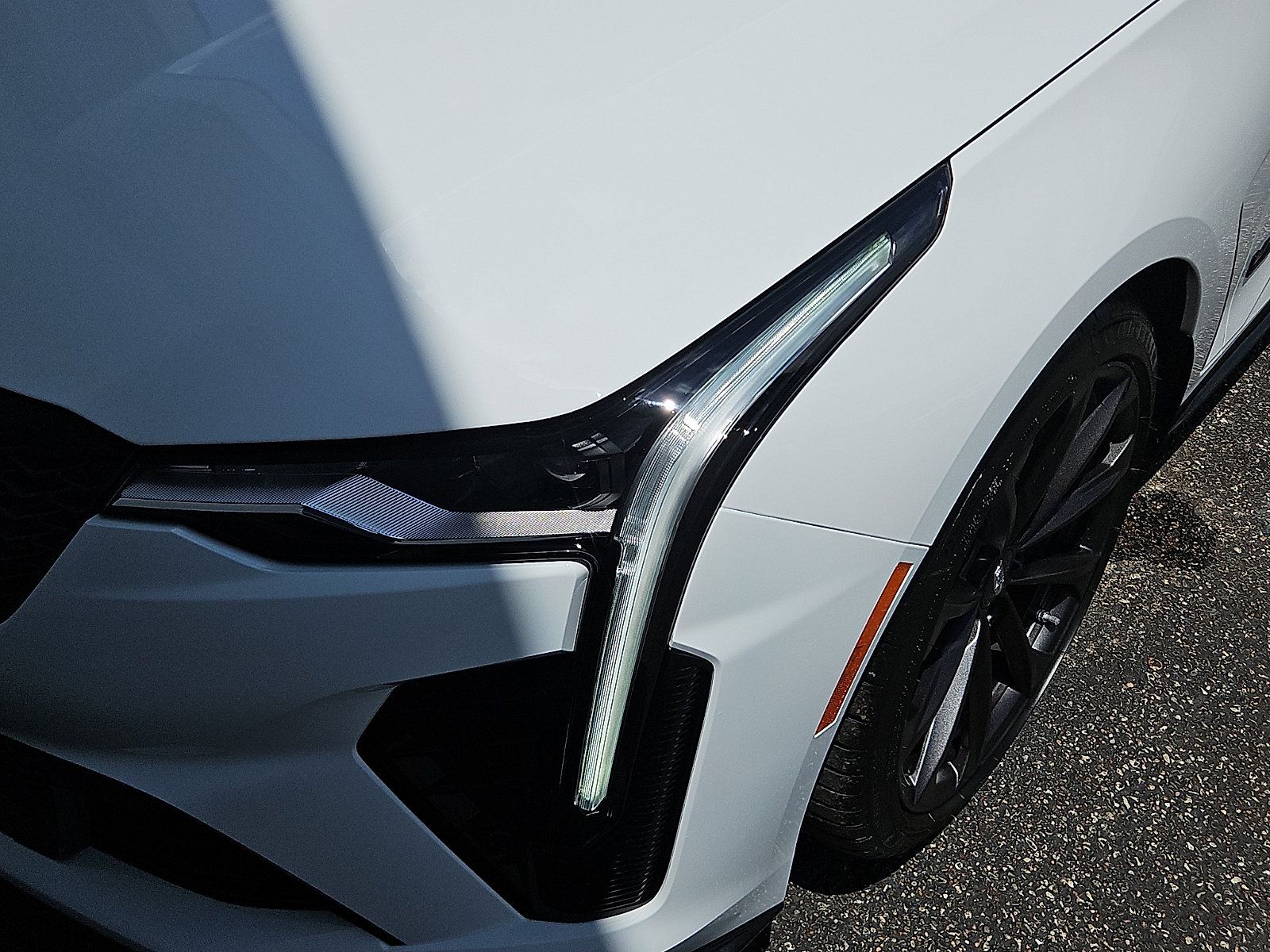 2026 Cadillac CT4 V-Series Blackwing - Photo 8