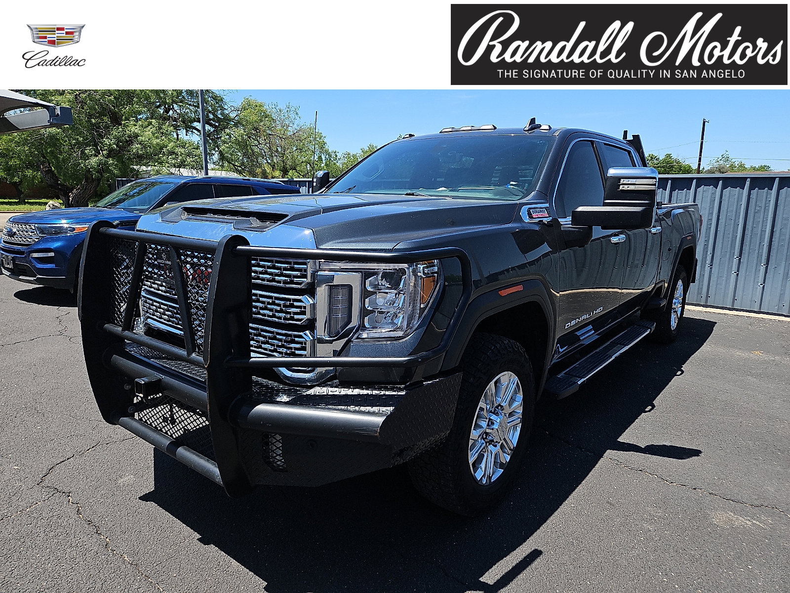2022 GMC Sierra 4WD Crew Cab Standard Box Denali's photo