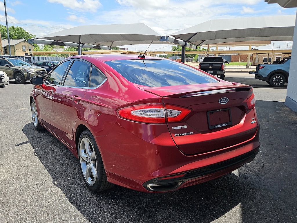 Used 2015 Ford Fusion SE