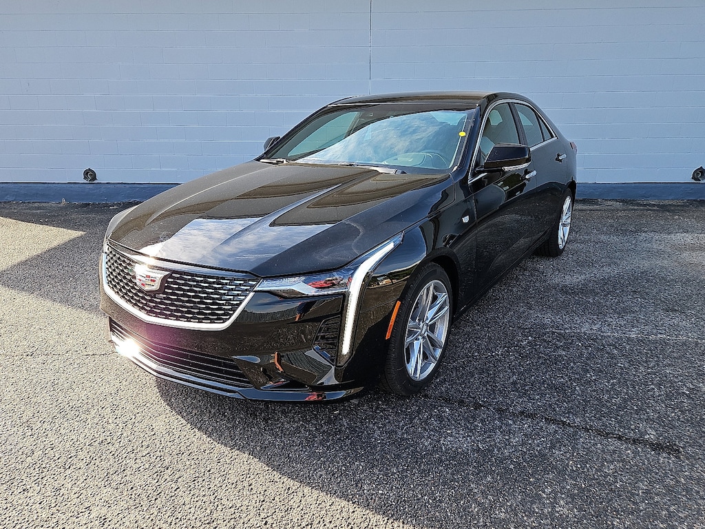 New 2026 CADILLAC CT4 Luxury Sedan