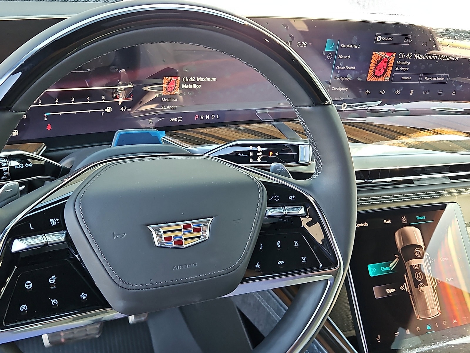 2026 Cadillac Escalade Platinum Sport - Photo 16