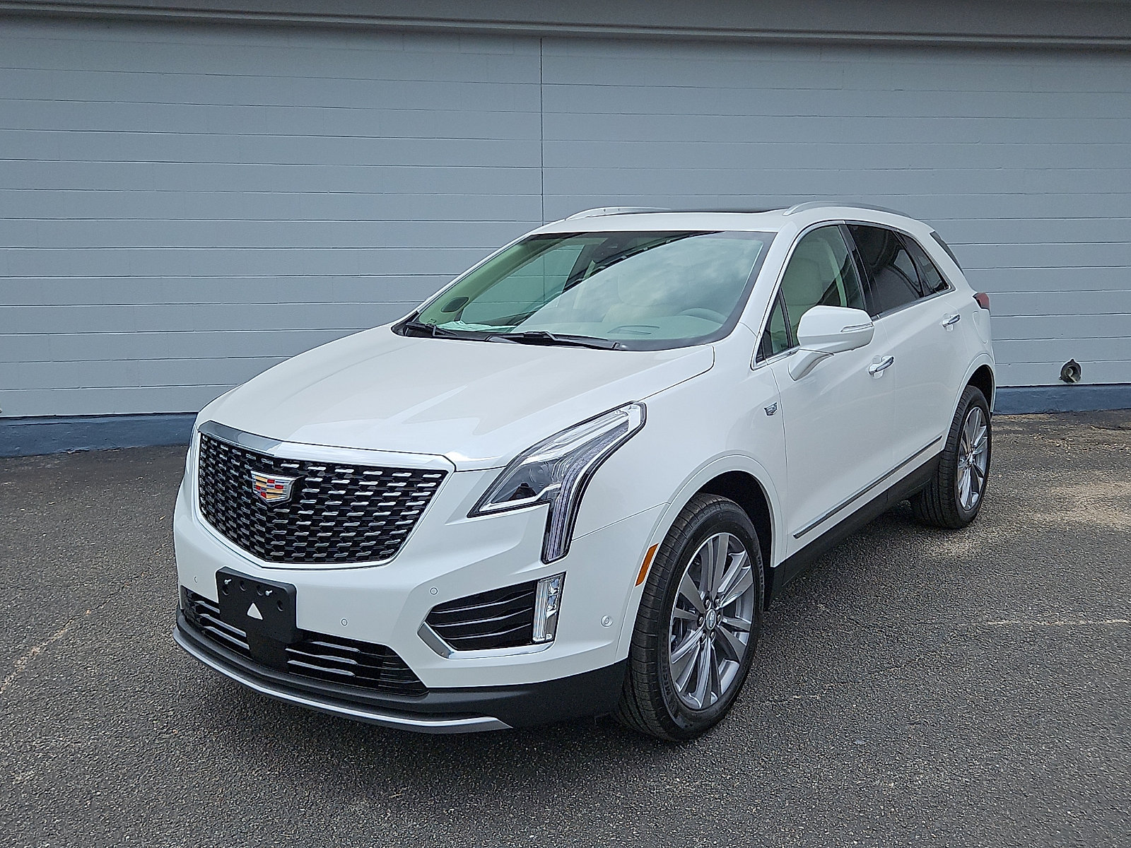 New 2026 CADILLAC XT5 Premium Luxury