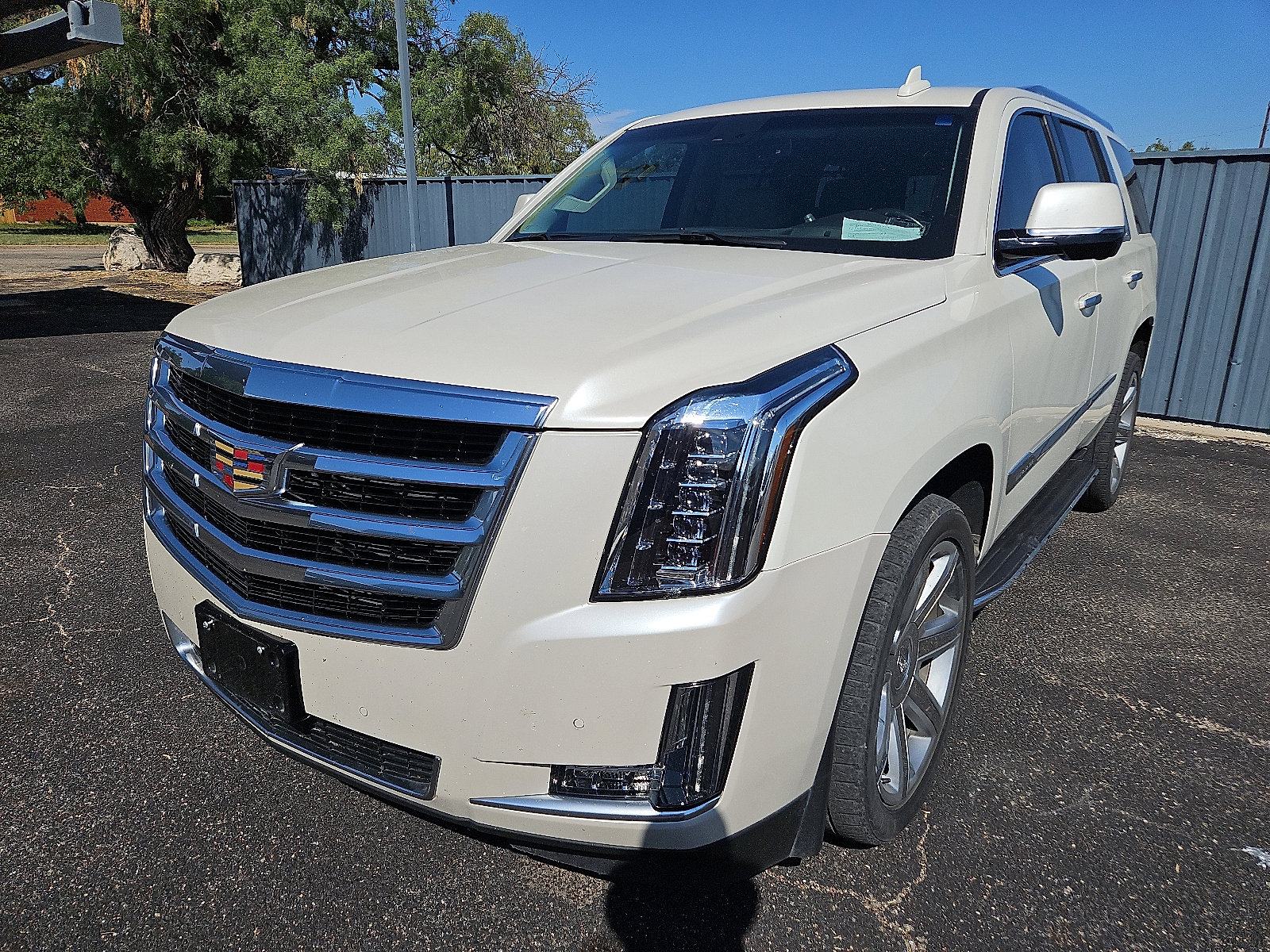 2015 Cadillac Escalade Luxury