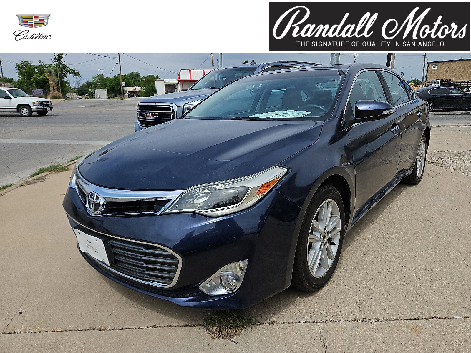 2014 Toyota Avalon XLE's photo