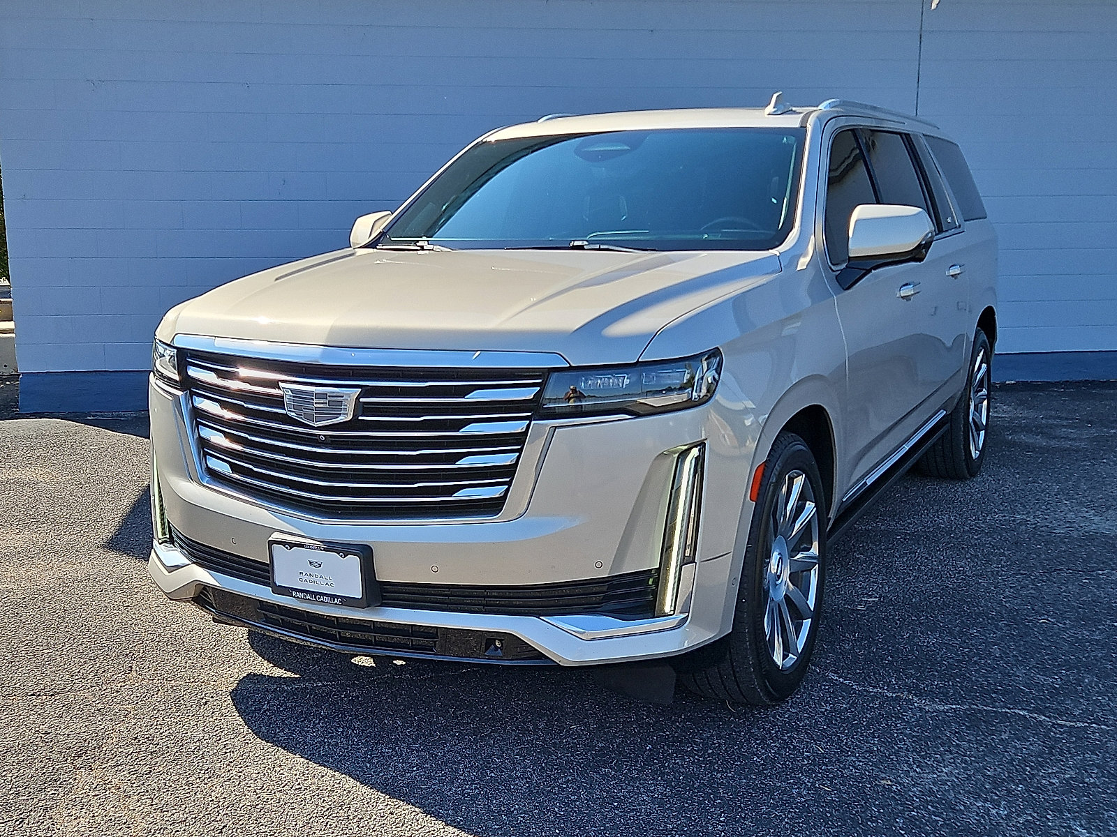 2021 Cadillac Escalade ESV Premium Luxury Platinum's photo