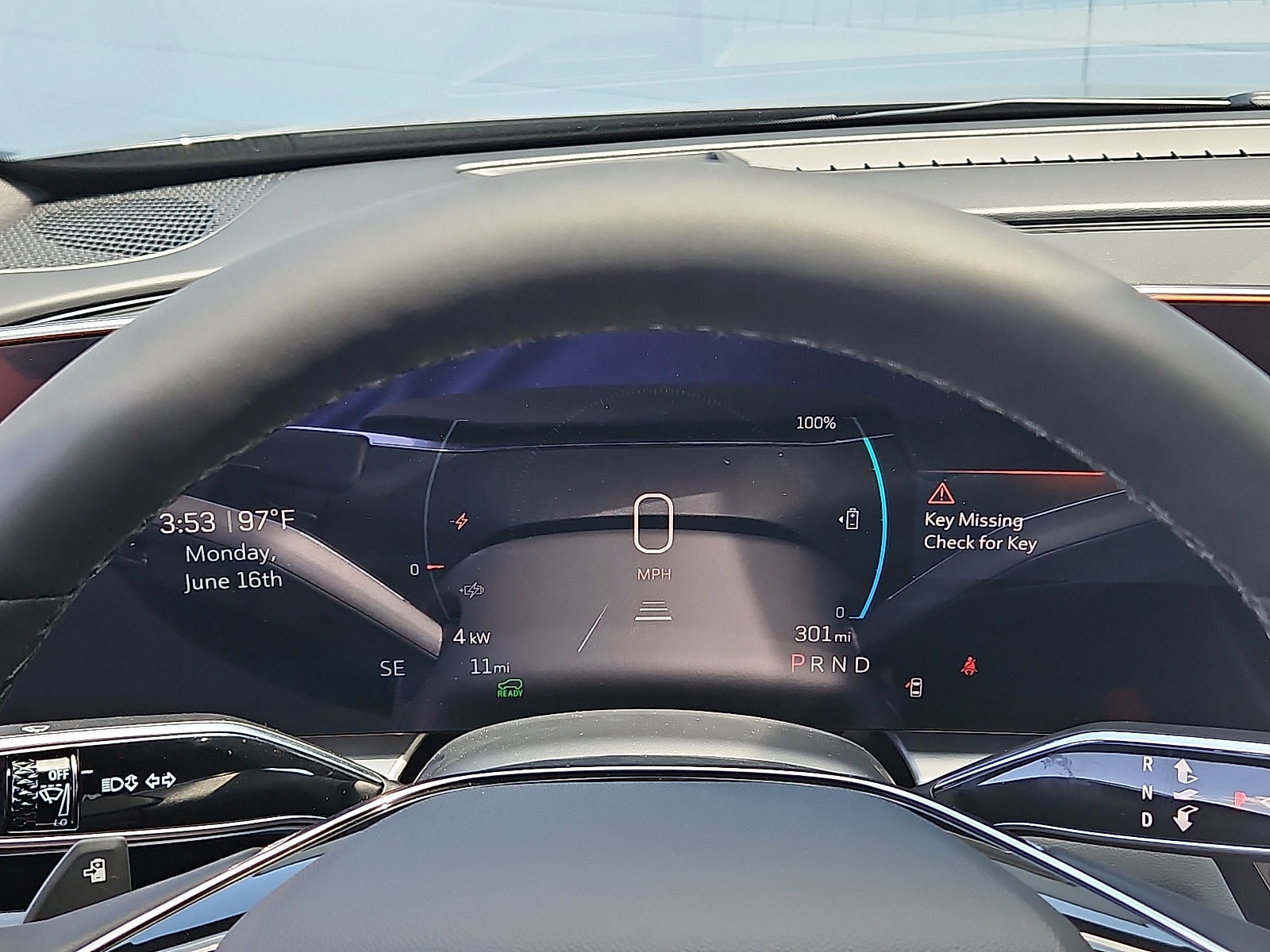 2025 Cadillac LYRIQ Sport 1 - Photo 15