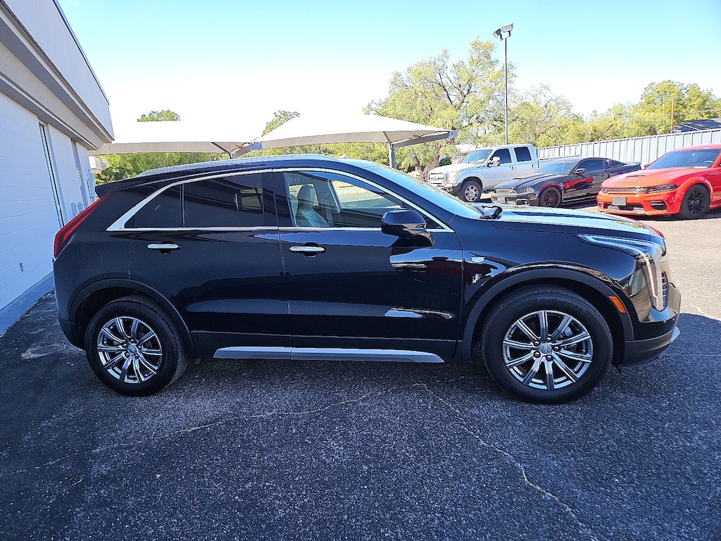 Used 2019 CADILLAC XT4 FWD Premium Luxury SUV