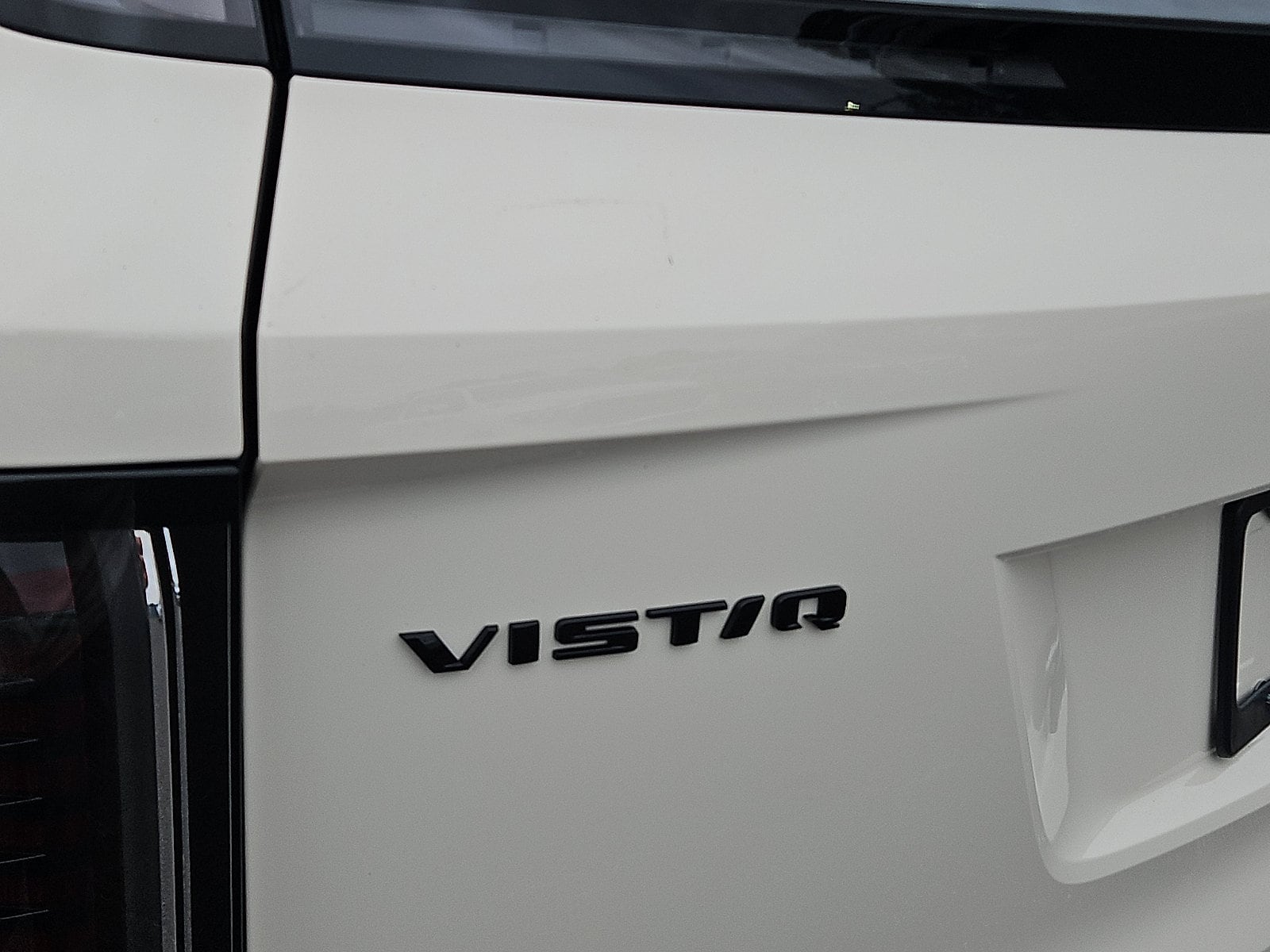 2027 Cadillac VISTIQ Sport - Photo 6