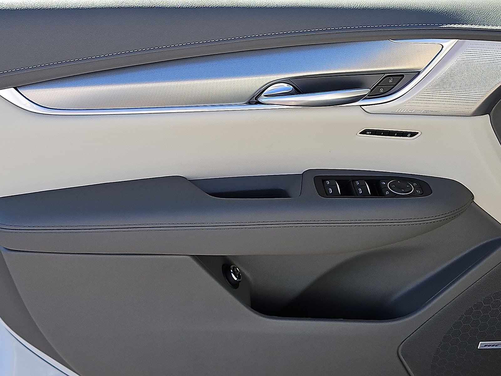 2026 Cadillac XT5 Premium Luxury - Photo 11