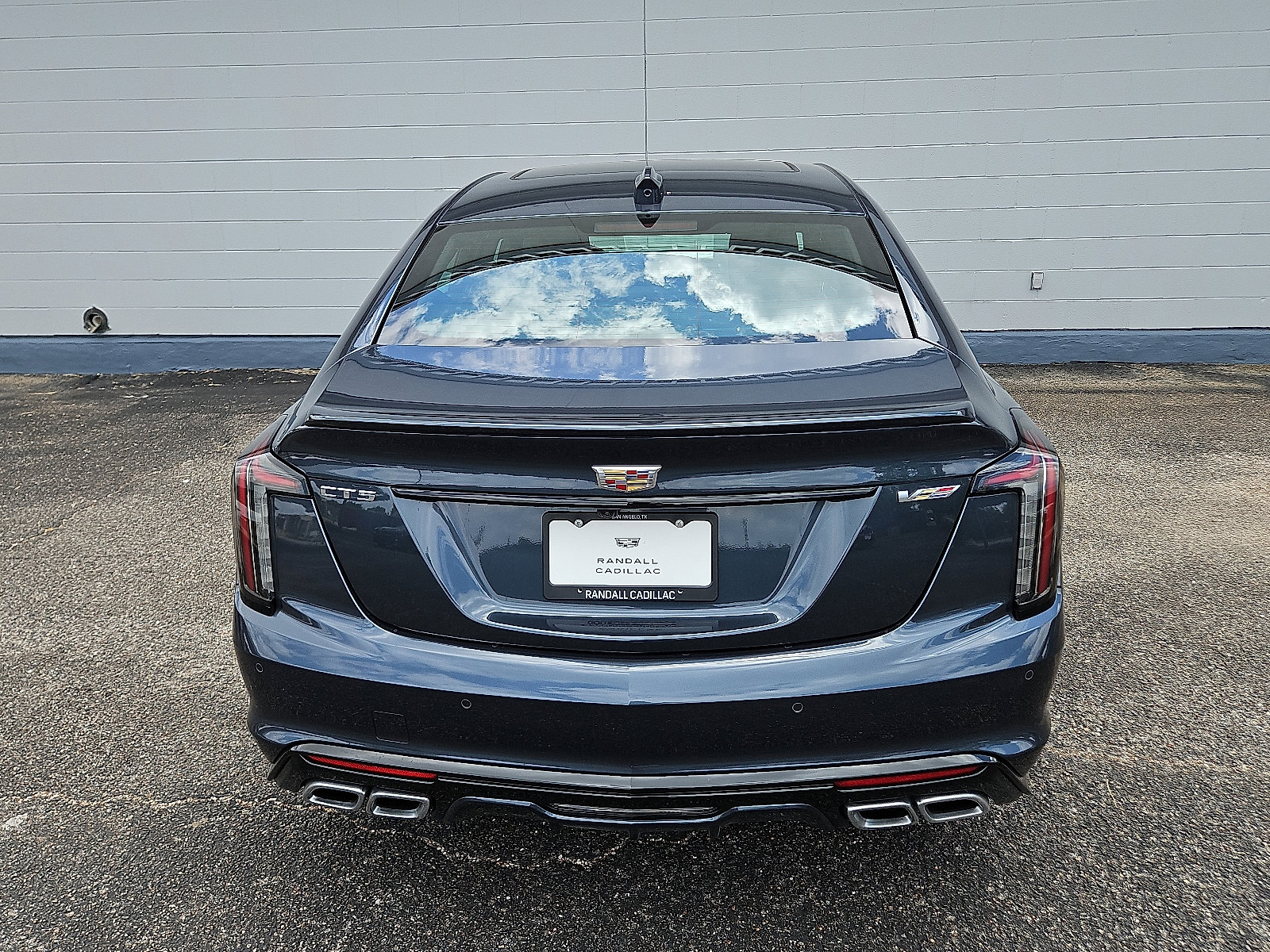 2026 Cadillac CT5 V photo 4