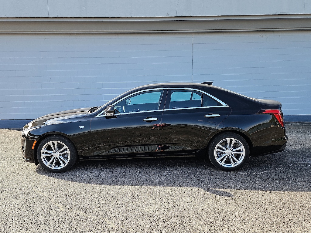 New 2026 CADILLAC CT4 Luxury Sedan