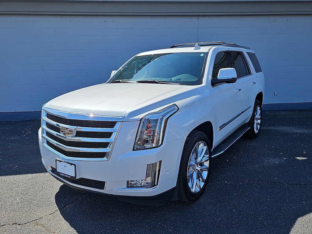 Used 2020 CADILLAC Escalade Luxury SUV