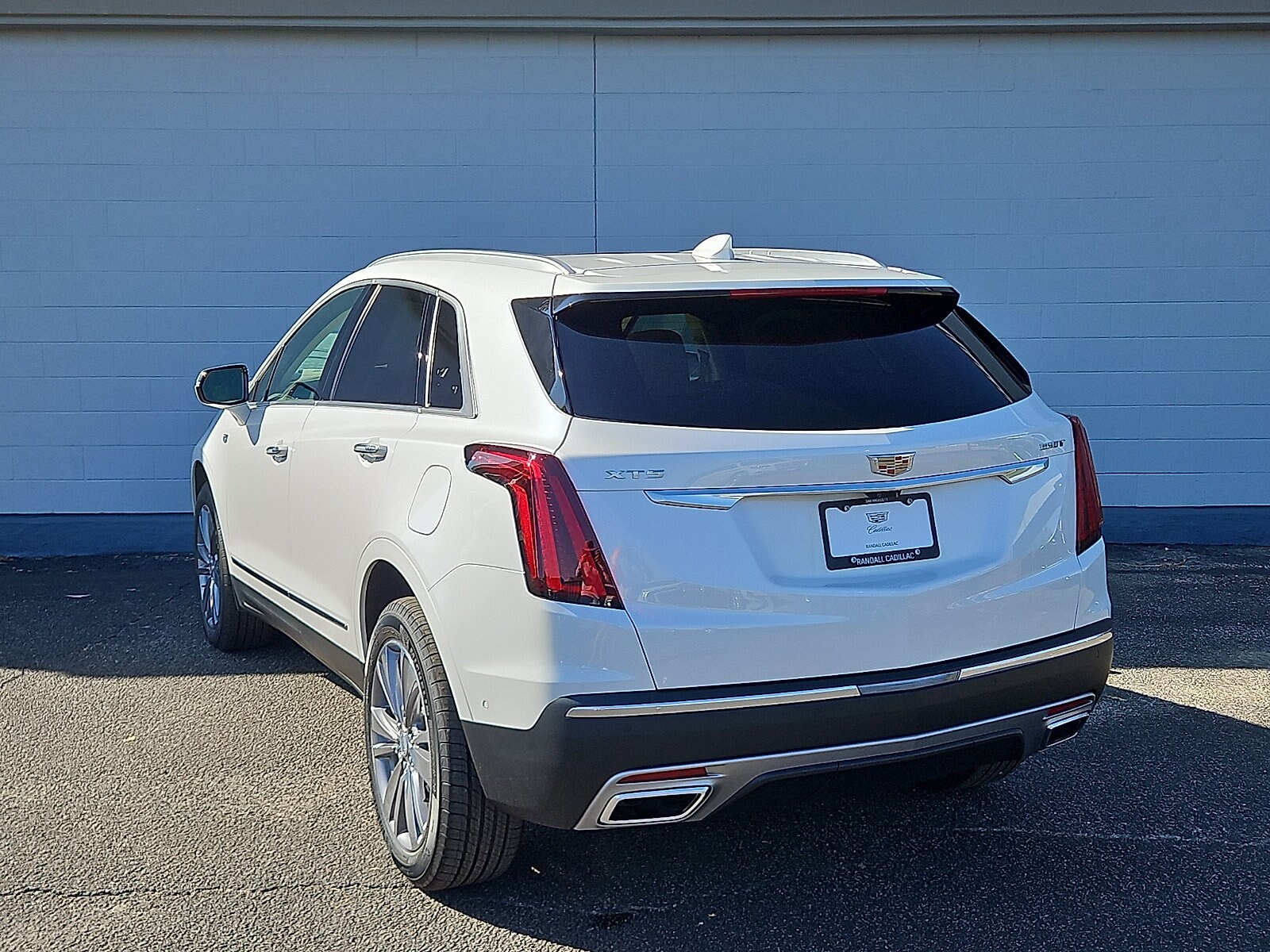 2026 Cadillac XT5 Premium Luxury - Photo 3