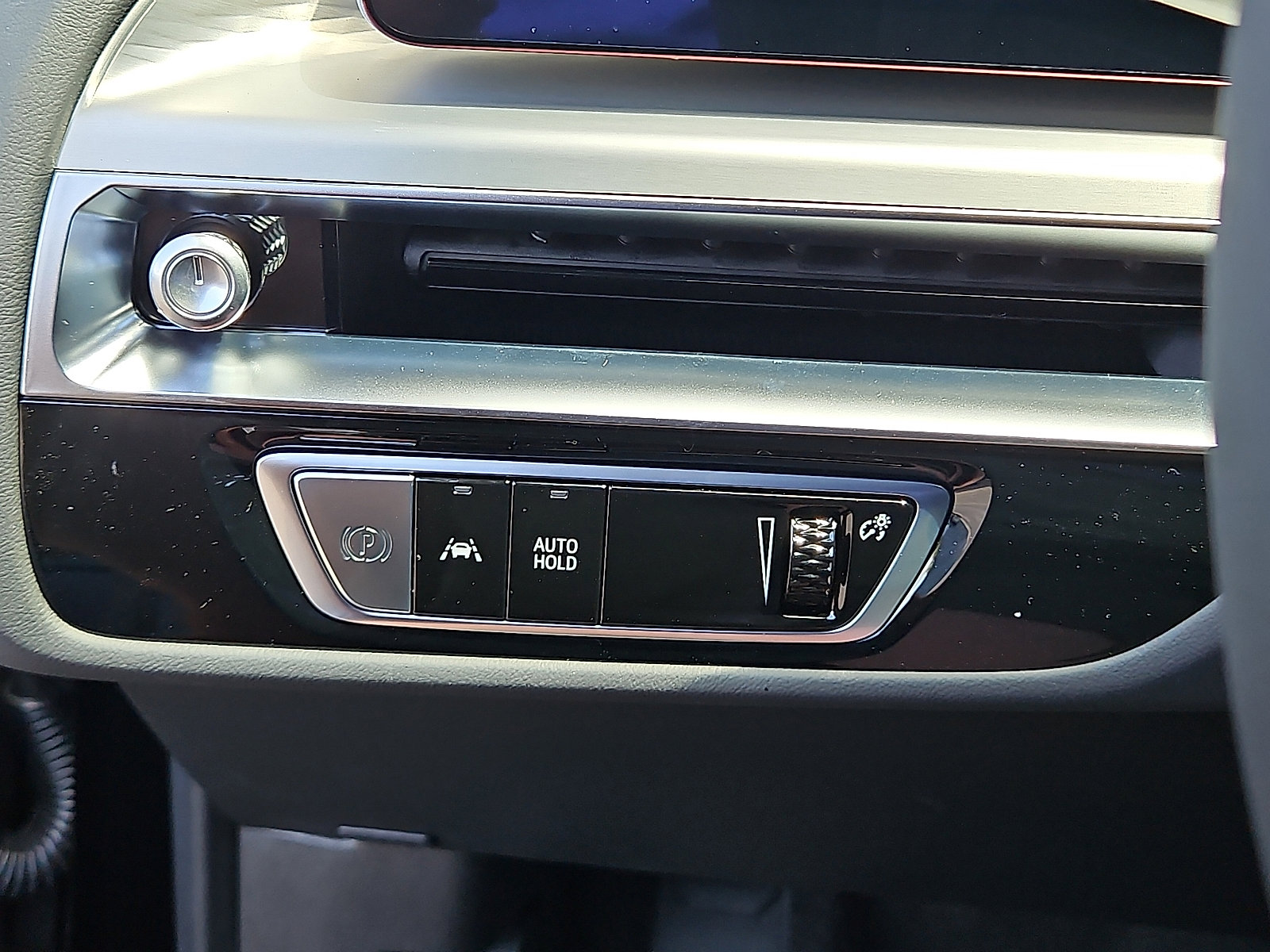 2025 Cadillac LYRIQ Sport 1 - Photo 14