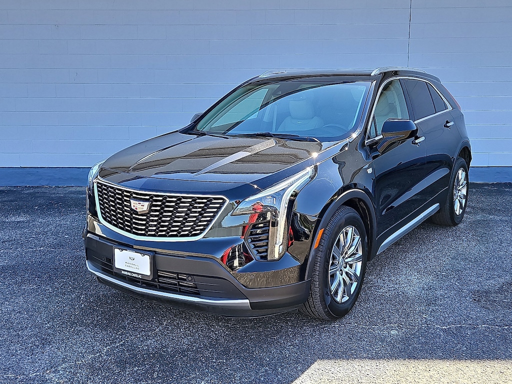 Used 2019 CADILLAC XT4 FWD Premium Luxury SUV
