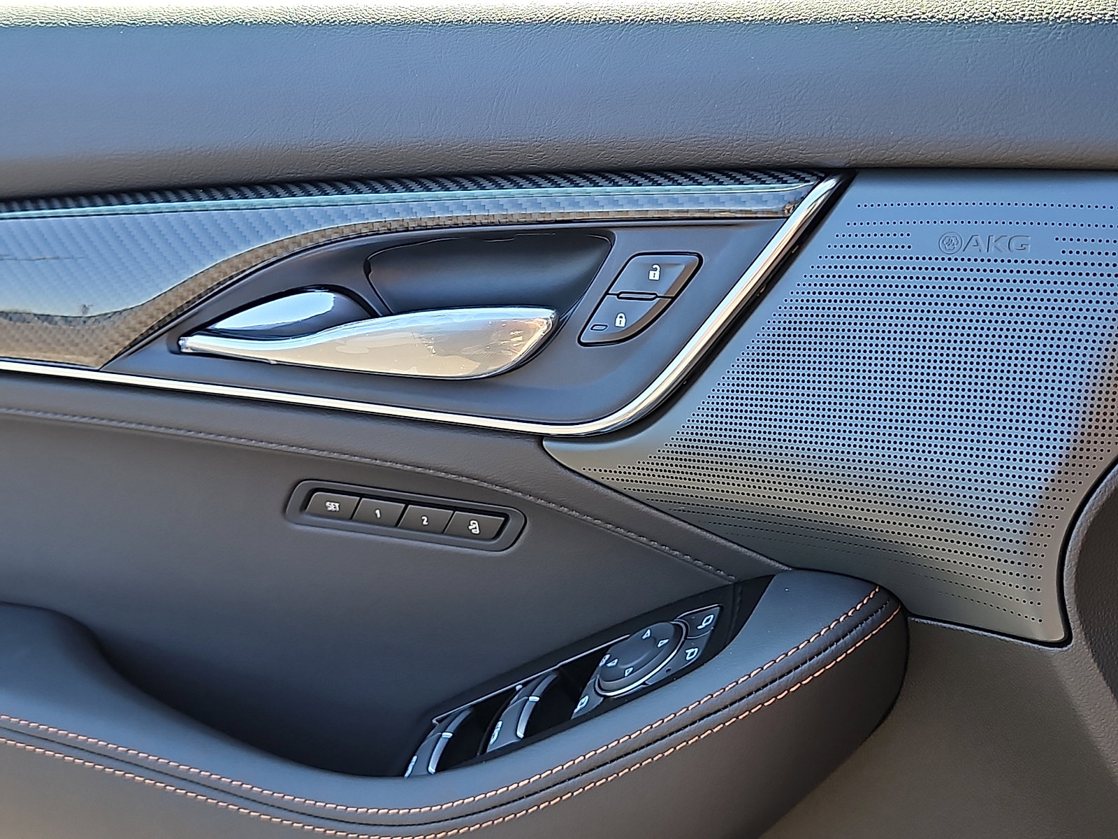 2026 Cadillac CT5 V-Series - Photo 11