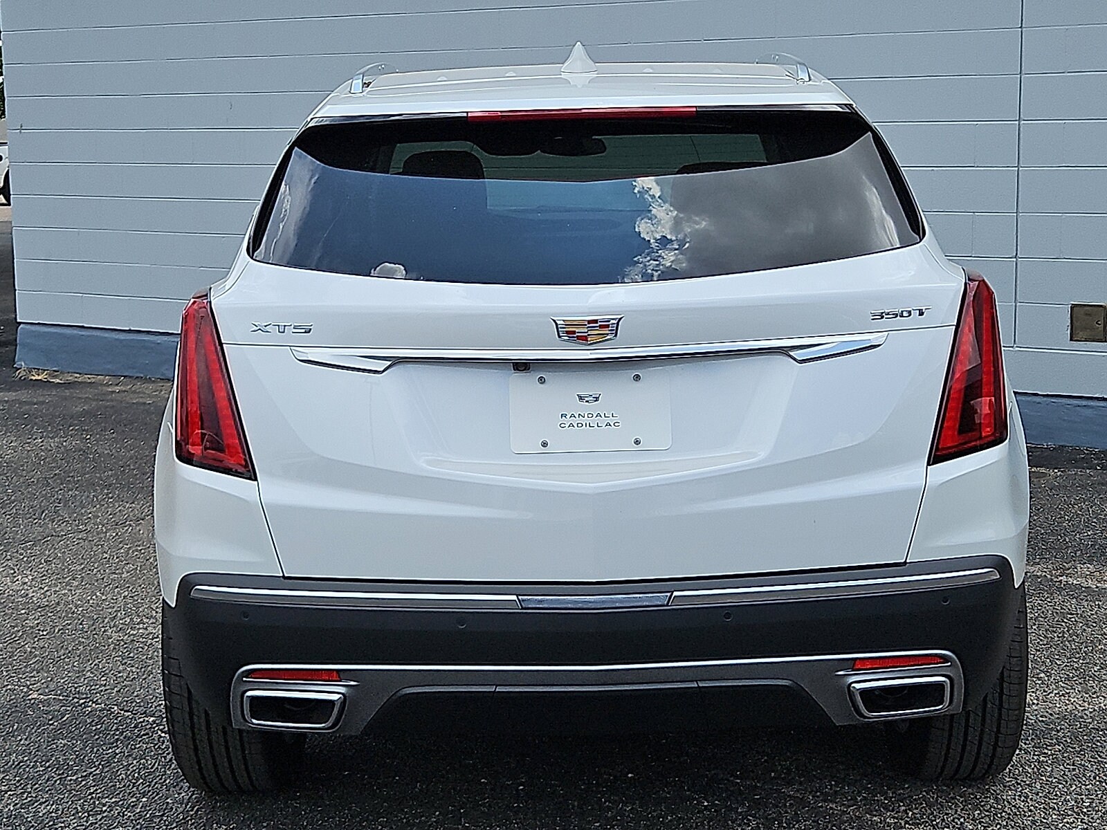 2025 Cadillac XT5 Premium Luxury photo 4