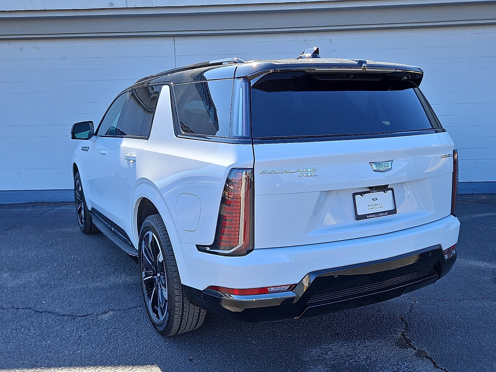 2026 Cadillac Escalade IQL Sport - Photo 3