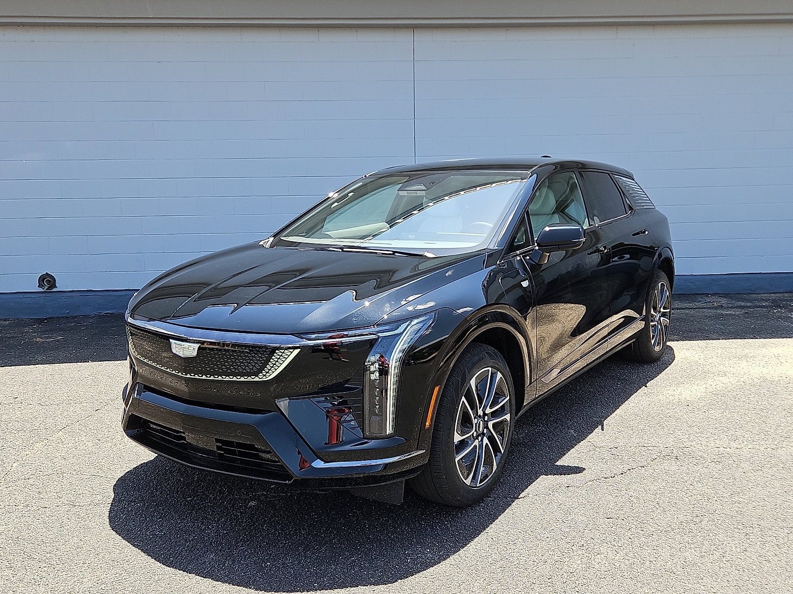 New 2027 CADILLAC OPTIQ Sport