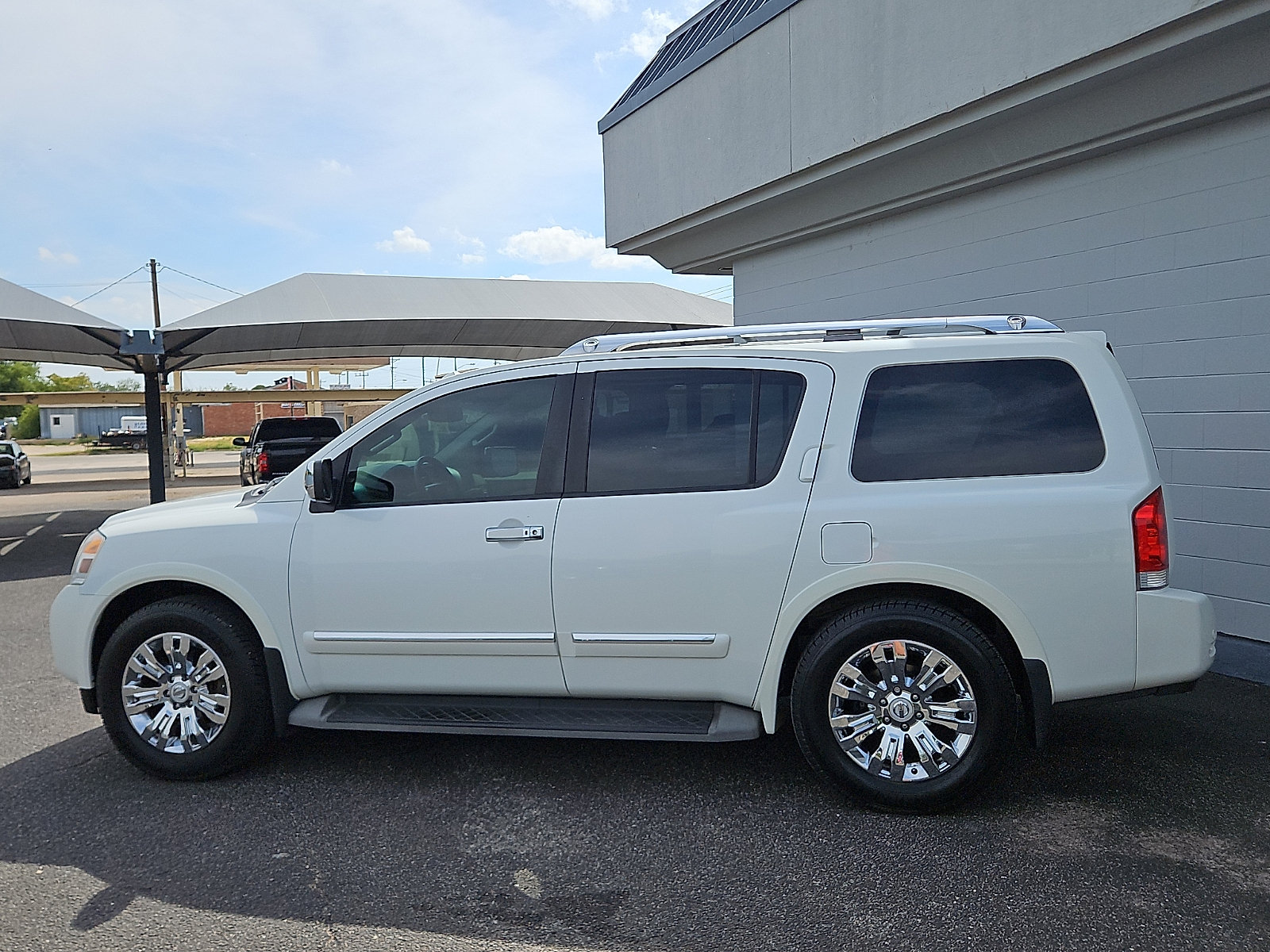 Used 2015 Nissan Armada Platinum with VIN 5N1BA0ND7FN607179 for sale in San Angelo, TX