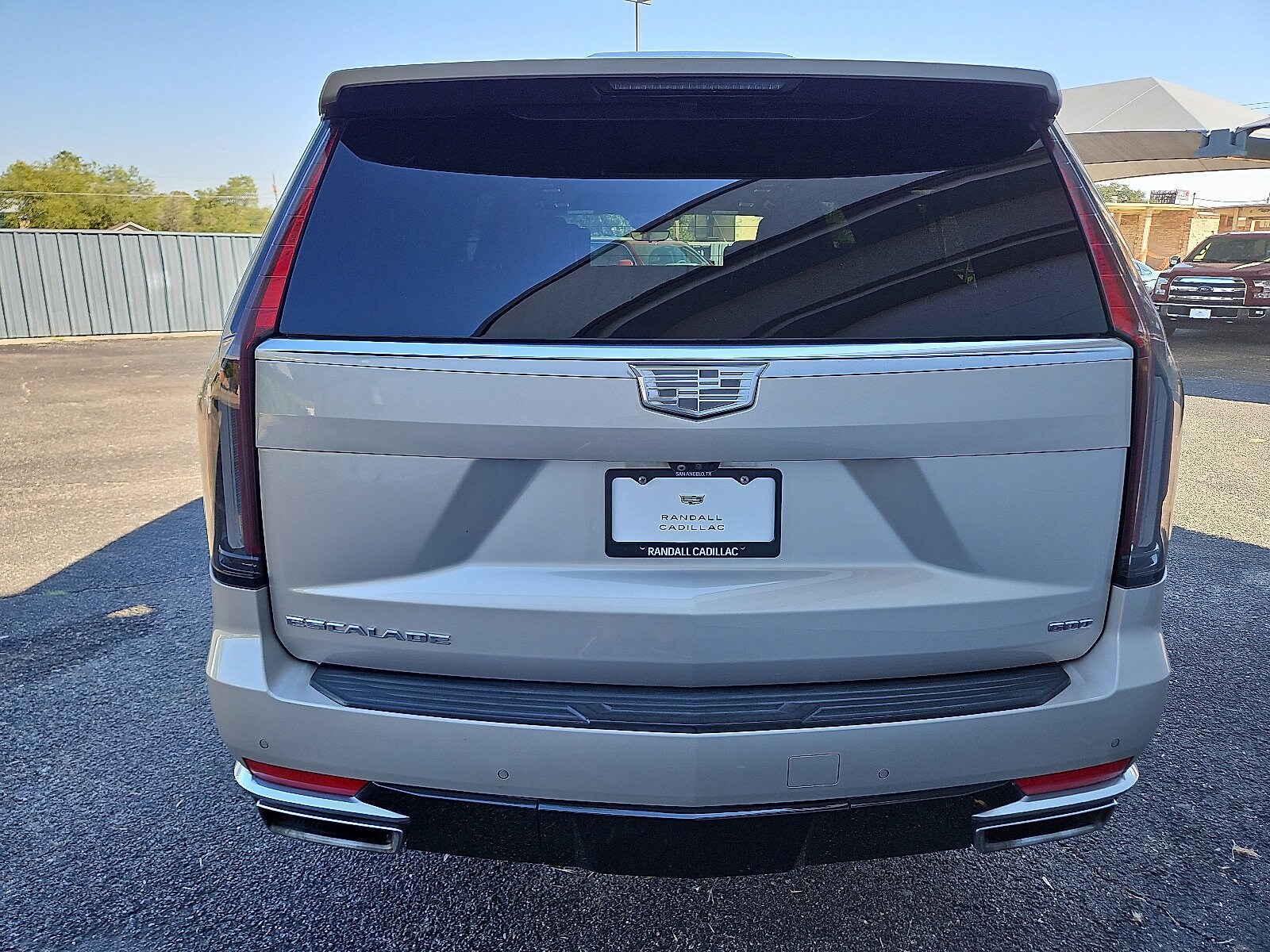 2021 Cadillac Escalade ESV Premium Luxury Platinum photo 3