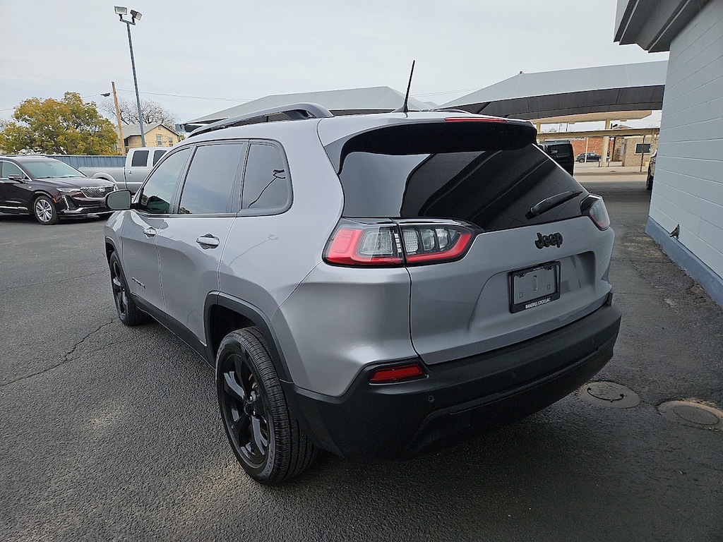 Used 2021 Jeep Cherokee Altitude